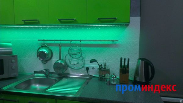 Фото Подсветка рабочей зоны кухни. LED подсветка на кухне.