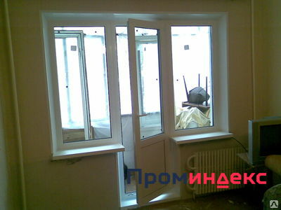Фото Балконный блок ПВХ, профиль 58мм, с/п 3 стекла