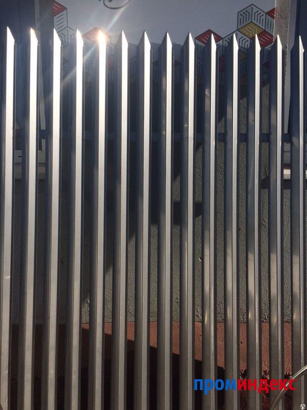 Фото Забор из нержавеющей стали
