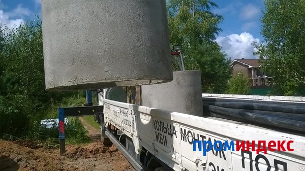 Фото Колодец из метровых жб колец для канализации экскаватором, объемом 2,1 куб