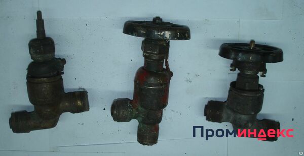 Фото Клапан штуцерный, проходной, угловой, бронзовый,ДУ10(б/у, требуется ремонт)