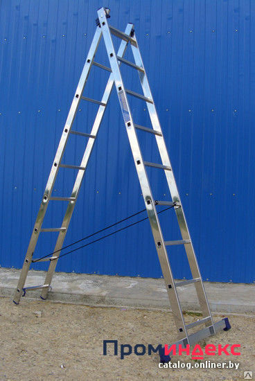 Фото Лестница-Стремянка алюминиевая на 3 ступени Высота макс. 60 см.