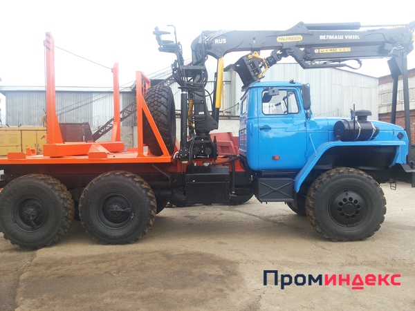 Фото Новый лесовоз Урал с манипулятором рядный дизельный турбированный двигатель