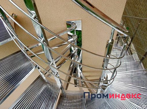 Фото Лестницы из нержавейки