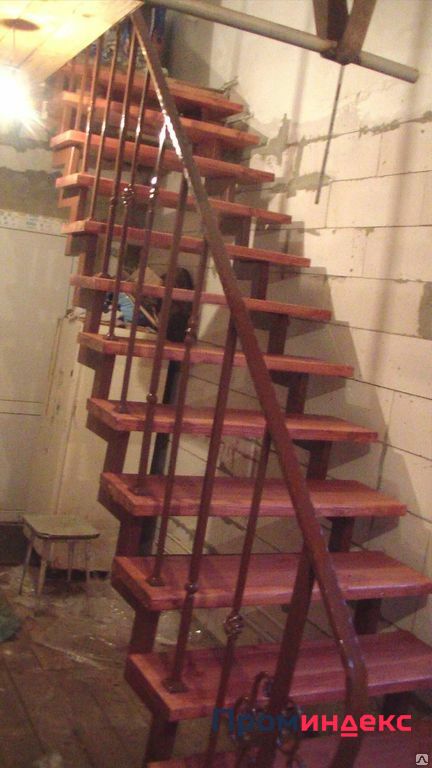Фото Изготовление лестниц
