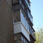фото Балкон Г-образный с наружной отделкой профлистом. Длинна 3,20 м.