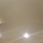 фото Матовый натяжной потолок в прихожей