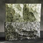 фото Плиты облицовочные из природного камня "Скала" 250x350x120