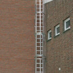 фото Стационарная лестница для зданий. Высота 4,76 м. пользователи 1