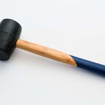 фото Киянка резиновая черная 400 гр деревянная ручка
