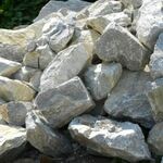 фото Глыба каменная мраморный известняк фр. 40-60 кг для ландшафтных работ
