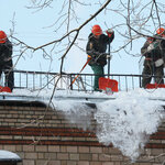 фото Заключаем договора по уборке снега с крыш зданий