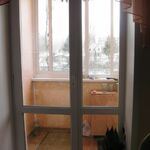 фото Мойка французского балконного портала с одной дверью.