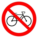 фото Наклейка "Вход с велосипедами запрещен"
