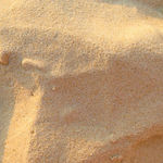 фото песок карьерный 1,5-2,0 мм. под строительство (доставка)