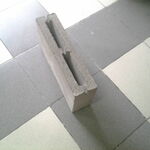 фото Блок перегородочный бетонный 90 мм 2-х пустотный