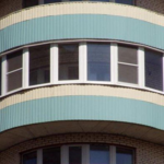 фото Остекление закругленных балконов