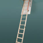 фото FAKRO (ФАКРО) Чердачная лестница LWK Komfort 70х140х305