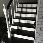 фото Обшивка бетонных лестниц деревом