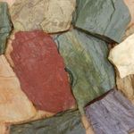 фото Камень природный Сланец темн-зеленый, желтый Размер L 15-50 см. d 1,0-2 см