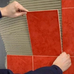 фото Облицовка поверхности стен керамической плиткой по гипсокартону
